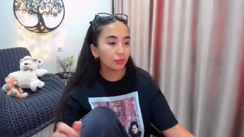 dudetta Kim online show from February 17, 10:36 am