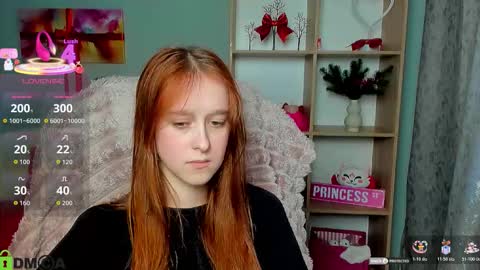 wow_emma_ online show from February 8, 1:59 pm