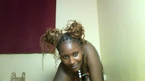 X melanine online show from February 8, 10:01 pm