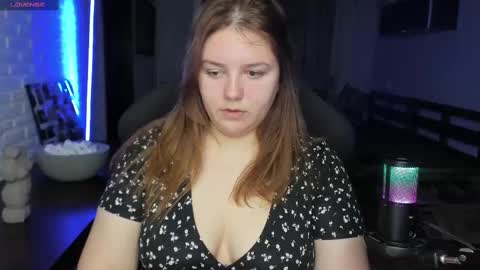 LOVE NERDS ONLY online show from March 2, 2:08 am