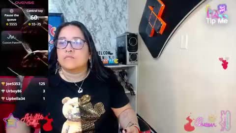 xander_taylor_ online show from June 17, 3:30 am