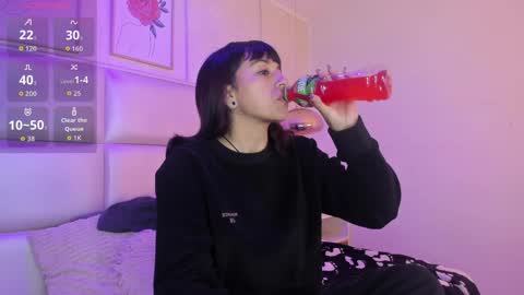 xara_u online show from April 4, 9:46 pm