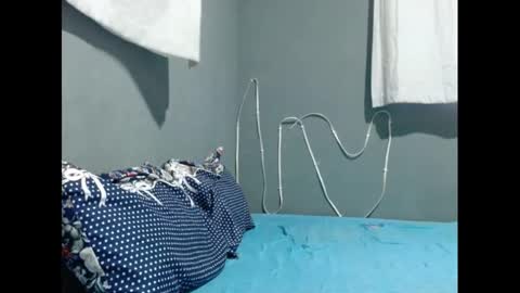 xcreamypussy online show from February 3, 6:34 am