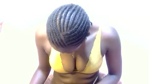 xeenah online show from March 9, 7:28 pm