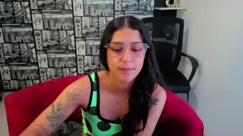 xiomara  online show from August 7, 1:12 am