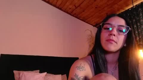 xiomara  online show from August 8, 10:18 pm