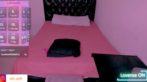 XIle 3 online show from October 9, 8:24 pm