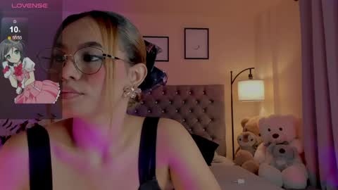 camila online show from April 11, 8:34 pm