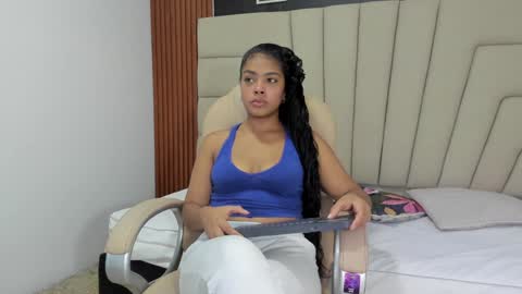 ximena_towers online show from December 27, 10:55 am