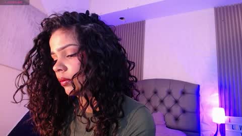 Mia Vega online show from January 27, 9:33 pm