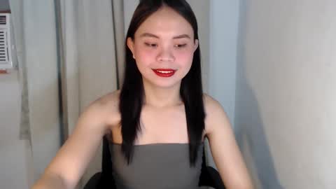 nathalie online show from February 24, 5:28 am