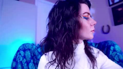 Bella Bondai online show from February 12, 3:41 am