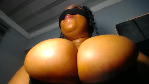 xpanther_23 online show from February 4, 3:42 am