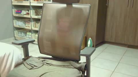 spykeXtee online show from February 20, 4:44 am