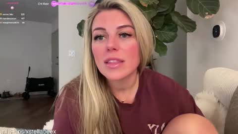 xstellabeex online show from December 10, 11:51 pm