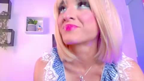 xsussan online show from August 3, 7:41 pm