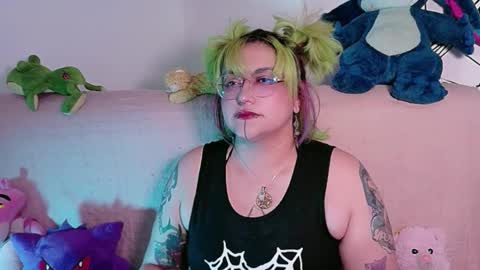 xxgreengoodxx online show from March 28, 9:46 pm