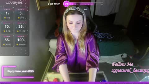 Snapshot of xxnatural_beautyxx chatting on January 1, 4:39 am Princess Peach  Jade  Felix online show from January 1, 4:39 am
