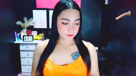 xxslutty kim online show from January 14, 11:26 am