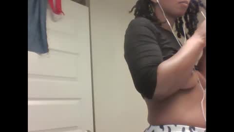 Snapshot of xxxdanidoomsdayxxx chatting on October 4, 6:56 pm Danielle online show from October 4, 6:56 pm