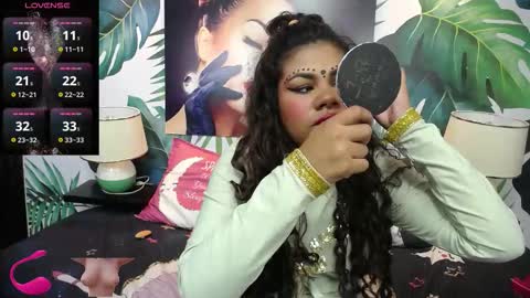 yazhini online show from March 25, 12:19 pm