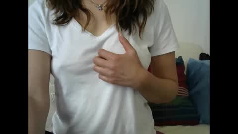 HOT MILF online show from April 9, 4:34 pm