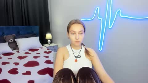 Snapshot of yasminasage chatting on September 15, 1:08 pm Yasmina online show from September 15, 1:08 pm