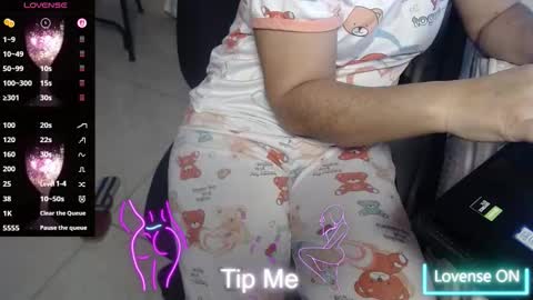 yaya____ online show from February 16, 11:04 pm