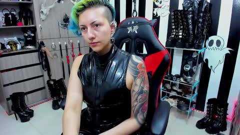 Yelena online show from February 7, 9:15 pm