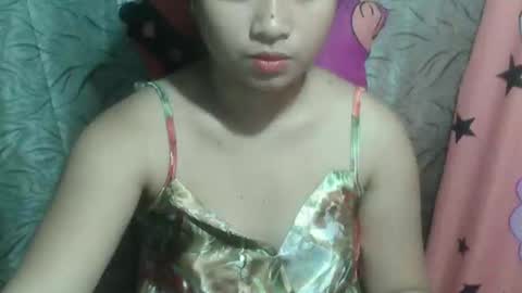 yhang_19 online show from October 14, 12:41 pm