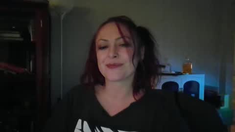 ymiyim online show from March 4, 6:31 am