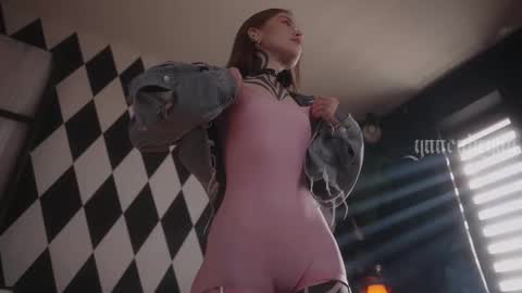 Snapshot of ynnenbrynn chatting on October 18, 6:49 am ynnenbrynn online show from October 18, 6:49 am