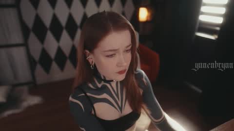 Snapshot of ynnenbrynn chatting on September 13, 8:55 am ynnenbrynn online show from September 13, 8:55 am