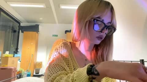 Lilith online show from March 26, 7:15 pm