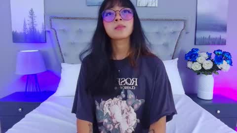Snapshot of yommi_winx chatting on September 9, 10:31 pm Yommi Winx online show from September 9, 10:31 pm