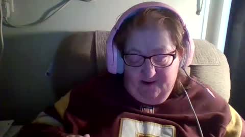 yomoopy online show from January 26, 8:13 pm