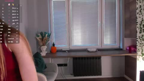 Elizabeth brunette -- Darline blonde  online show from March 23, 7:47 am