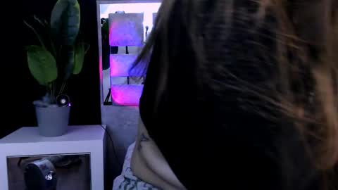 your_girl_of_dream online show from April 1, 2:58 pm