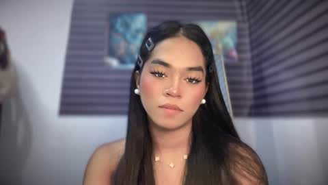 your_goddess_ayesha online show from June 18, 1:38 pm