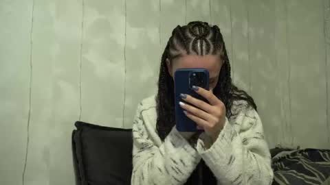 Meri  online show from March 5, 9:10 pm