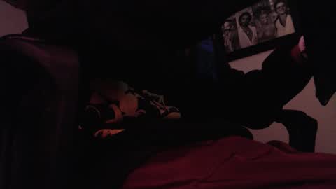 Snapshot of your_punishment chatting on October 25, 6:43 am Miss Sarah online show from October 25, 6:43 am