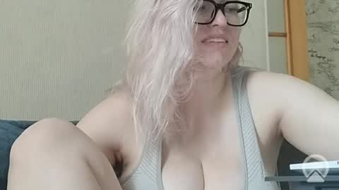 Roxy online show from June 14, 6:47 am