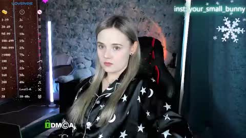 Molly online show from February 24, 7:07 am