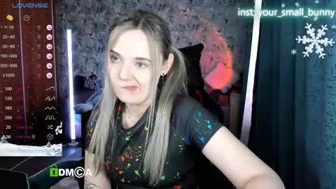 Molly online show from February 3, 6:40 am