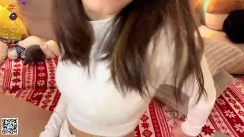 Emilia online show from March 28, 8:36 am