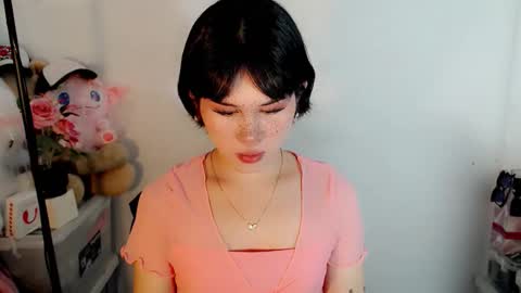 Snapshot of yourfavorateella chatting on October 20, 9:34 am PrettyElla online show from October 20, 9:34 am