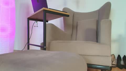 Maria online show from November 17, 10:27 am