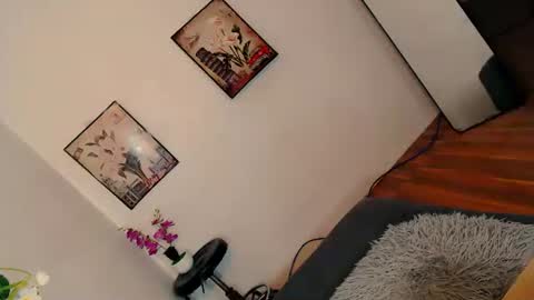 yourhumiliationgirl online show from December 15, 8:14 pm