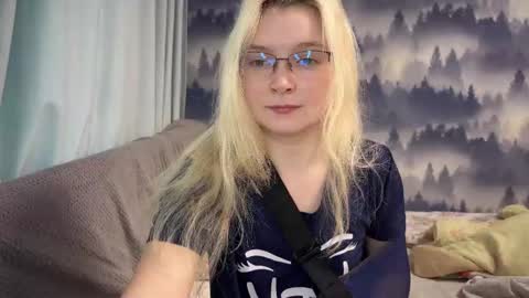 yourjessy online show from December 2, 3:08 am