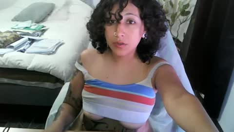 Snapshot of yourownerserena chatting on October 3, 11:10 pm Serena online show from October 3, 11:10 pm